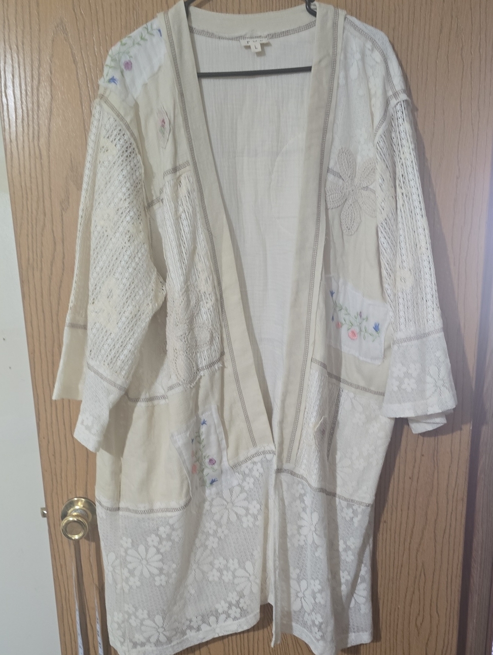 POL Ivory Lace Open Kimono Cardigan - Picture 4 of 6